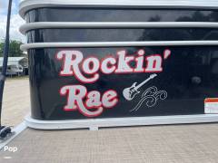 2021 Sun Tracker Party Barge 22 RF DLX, $ 32,500.00