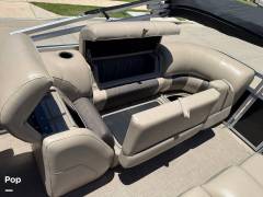 2021 Sun Tracker Party Barge 22 RF DLX, $ 32,500.00