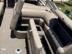 2021 Sun Tracker Party Barge 22 RF DLX, $ 32,500.00
