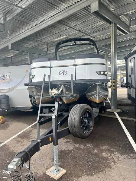 2023 Avalon Waketoon 2385, $ 139,000.00