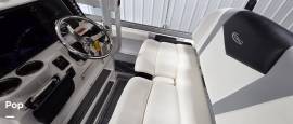 2023 Robalo 246 Cayman, $ 129,500.00