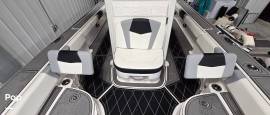 2023 Robalo 246 Cayman, $ 129,500.00