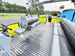 2024 Custom Craft 29, $ 49,000.00