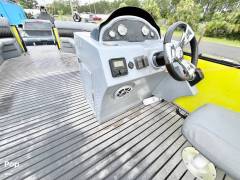 2024 Custom Craft 29, $ 49,000.00