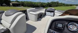2021 Avalon 2585RF, $ 41,900.00