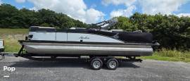 2021 Avalon 2585RF, $ 41,900.00
