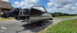 2021 Avalon 2585RF, $ 41,900.00