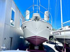 1983 Sea Ray 390 Sportfish, $ 33,500.00