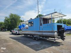 2005 Sun Tracker Party Cruiser 32, $ 24,500.00