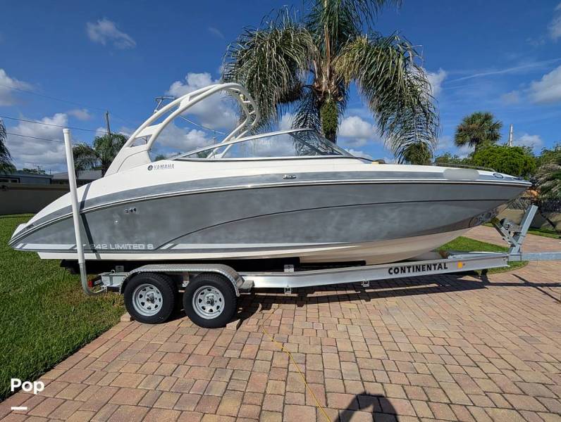 2015 Yamaha 242 Limited S, $ 39,500.00