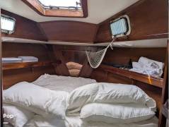 1984 Endeavour 38, $ 22,900.00