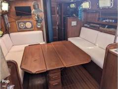 1984 Endeavour 38, $ 22,900.00