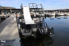 2025 Bennington 26 L Double Decker, $ 89,000.00