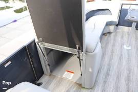 2025 Bennington 26 L Double Decker, $ 89,000.00