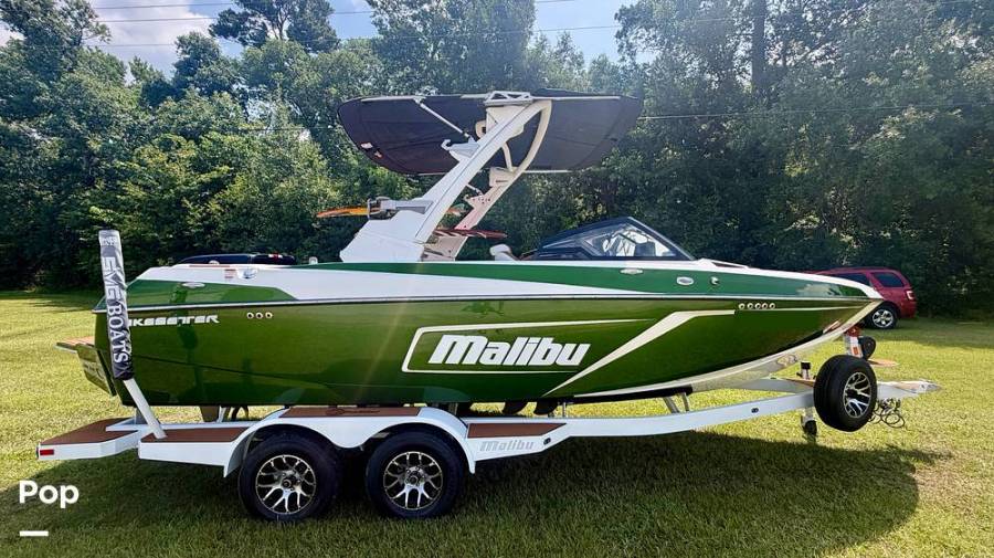 2021 Malibu 22 LSV, $ 118,000.00