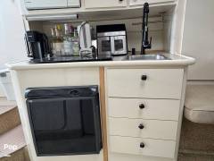 2000 Maxum 2800 SCR, $ 27,000.00