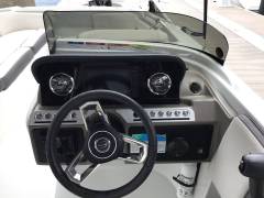 2024 Crownline E230 XS, $ 54,407.00