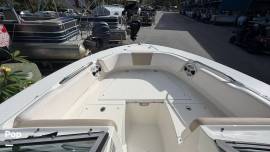 2019 Robalo R207 Dual Console, $ 39,000.00