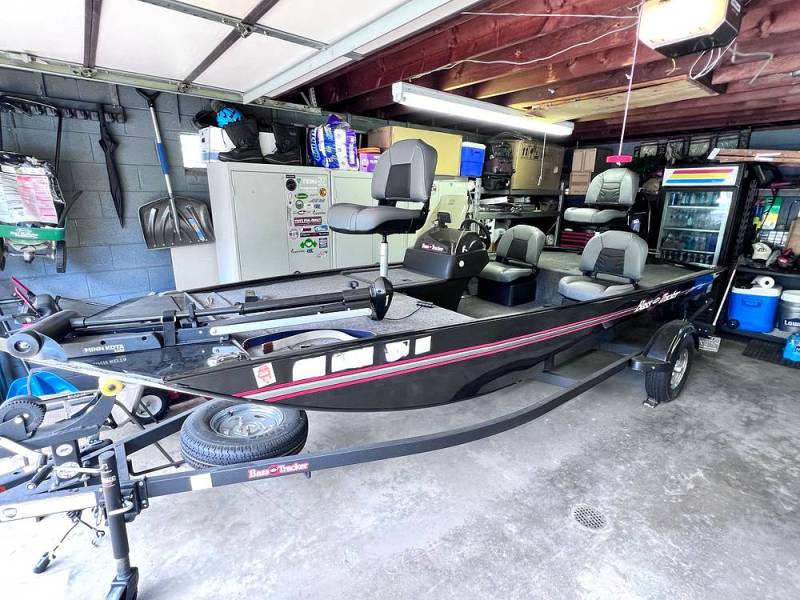 2023 Bass Tracker Pro Classic XL, $ 14,900.00