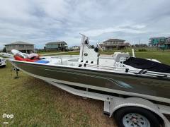 2019 Crestliner 2000 Bay, $ 19,500.00