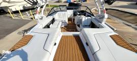 2015 Super Air Nautique G21, $ 82,000.00