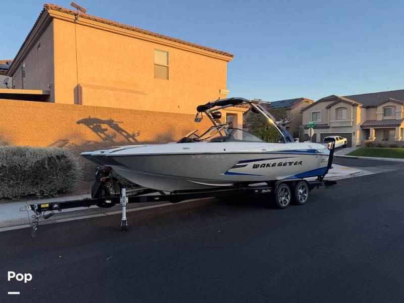 2014 Malibu 24MXZ, $ 56,000.00