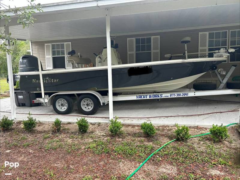 2018 NauticStar 215 XTS, $ 37,000.00
