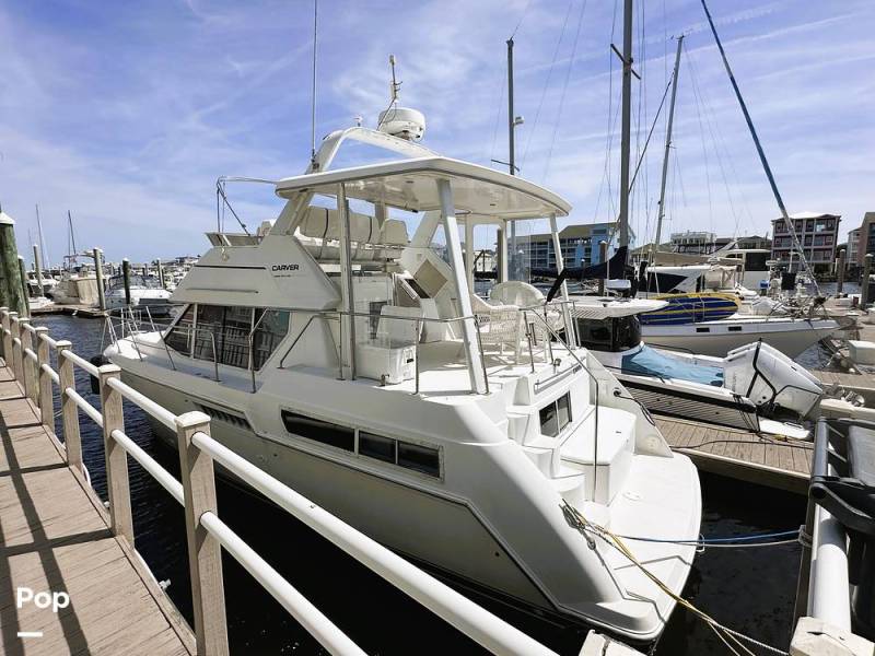 1997 Carver 355 AFT CABIN, $ 24,995.00