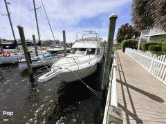 1997 Carver 355 AFT CABIN, $ 24,995.00