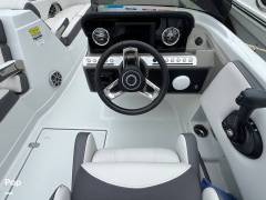 2024 Crownline E230XS, $ 54,407.00