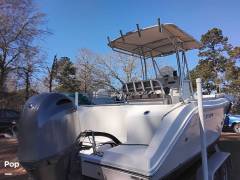 2015 Cobia 217 CC, $ 20,000.00