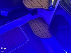 2006 Hydra-Sports Vector 2900 EXP, $ 92,999.00