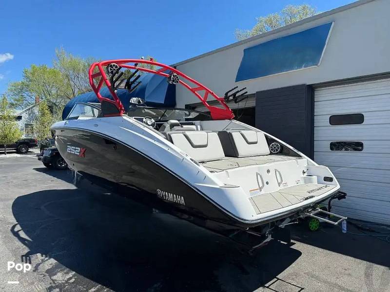 2022 Yamaha 252XE, $ 55,500.00