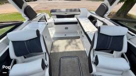 2022 Monterey Elite Series 258 SS, $ 79,950.00