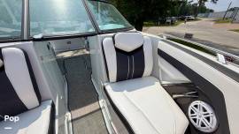 2022 Monterey Elite Series 258 SS, $ 79,950.00