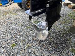 2005 Trophy 2503, $ 30,000.00