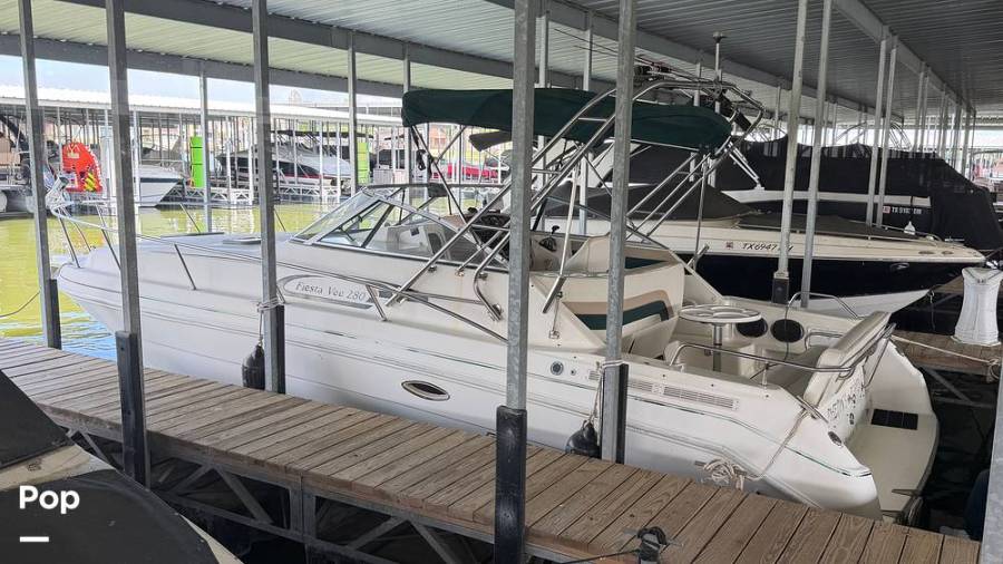 1999 Rinker Fiesta Vee 280, $ 17,999.00
