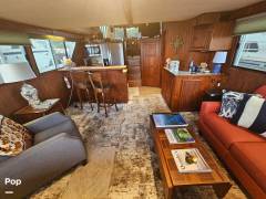 1987 Harbor Master 520, $ 125,000.00