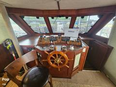1987 Harbor Master 520, $ 125,000.00