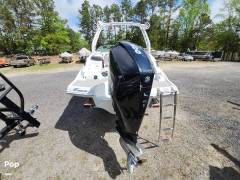 2022 Crownline E255 XS, $ 51,999.00