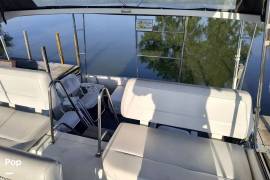 1998 Carver 325 Aft Cabin, $ 29,900.00