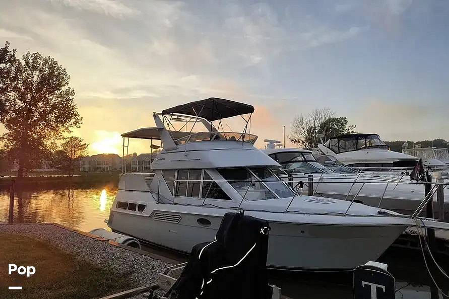 1998 Carver 325 Aft Cabin, $ 29,900.00
