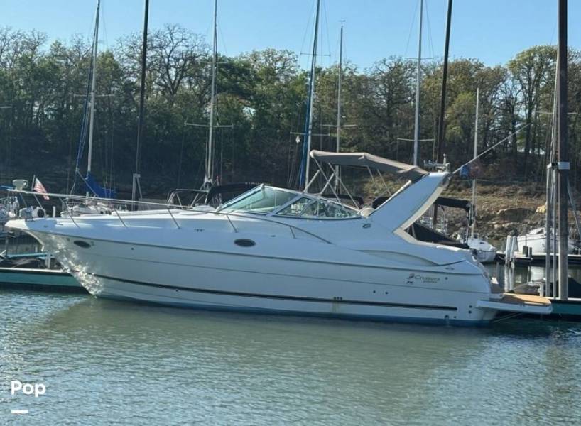2004 Cruisers Yachts 320 Express, $ 53,999.00