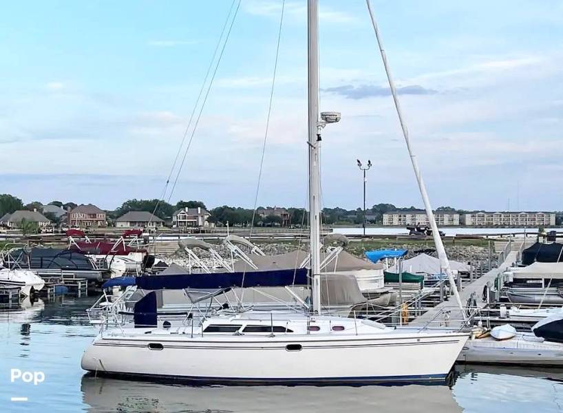 2006 Catalina 320 Sloop, $ 69,999.00