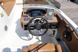 2023 Crownline E225 XS, $ 35,000.00
