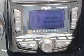 2023 Crownline E225 XS, $ 35,000.00