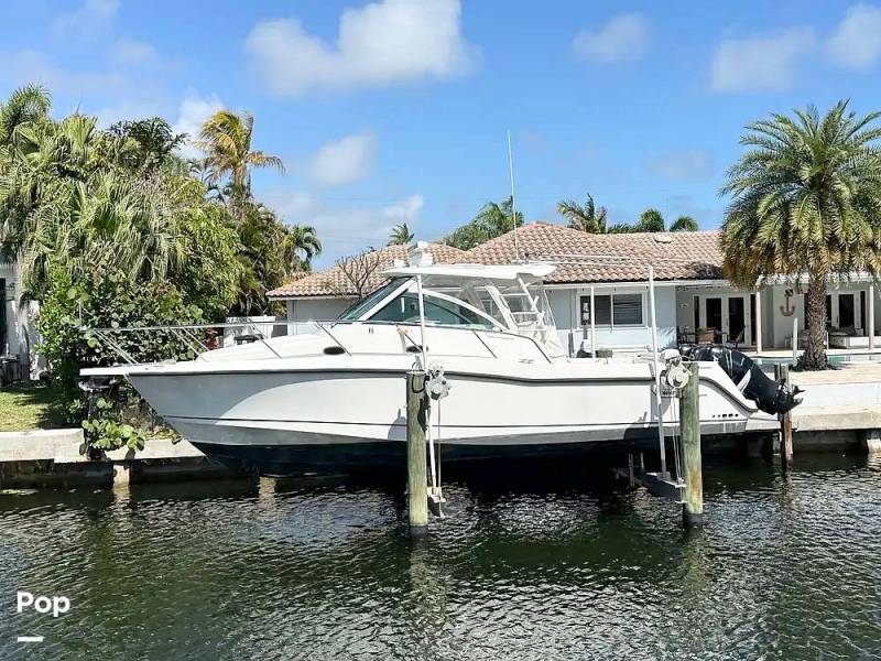 2011 Boston Whaler 345 Conquest Open, $ 252,500.00