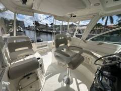 2011 Boston Whaler 345 Conquest Open, $ 252,500.00