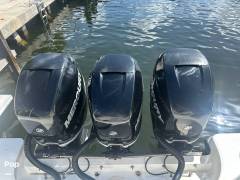 2011 Boston Whaler 345 Conquest Open, $ 252,500.00