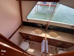 1989 Tollycraft 30 Sport Cruiser, $ 33,200.00